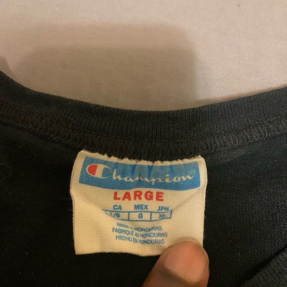 Champion T-Shirt - Picture 3 of 3